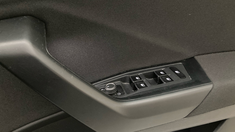 Volkswagen T-Roc 1.0 TSI 110 Design 5dr Petrol Hatchback